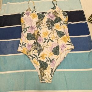 Lg one piece swimsuit